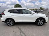 Thumbnail of 2020 White Nissan Rogue