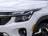 Thumbnail of 2025 Snow White Pearl Kia Seltos