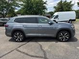 Thumbnail of 2025 Platinum Gray Metallic Volkswagen Atlas