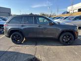 Thumbnail of 2025 Baltic Gray Metallic Clearcoat Jeep Grand Cherokee