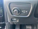 Thumbnail of 2025 Diamond Black Crystal Pearlcoat Jeep Grand Cherokee L