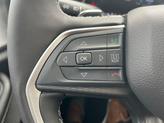 Thumbnail of 2025 Diamond Black Crystal Pearlcoat Jeep Grand Cherokee