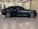 Thumbnail of 2022 Black Sapphire Metallic BMW 750