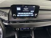 Thumbnail of 2024 White Diamond Mitsubishi Outlander
