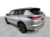 Thumbnail of 2024 White Diamond Mitsubishi Outlander