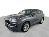 Photo of 2022 Gray Toyota Highlander Hybrid