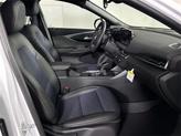 Thumbnail of 2025 Summit White Buick Envista