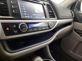 Thumbnail of 2017 Silver Toyota Highlander