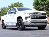 Photo of 2022 Iridescent Pearl Tricoat Chevrolet Silverado 1500