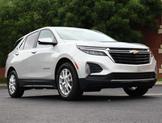 Photo of 2022 Silver Ice Metallic Chevrolet Equinox