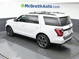 Thumbnail of 2021 Oxford White Ford Expedition