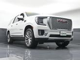 Thumbnail of 2021 White Frost Tri-Coat GMC Yukon XL