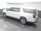 Thumbnail of 2021 White Frost Tri-Coat GMC Yukon XL