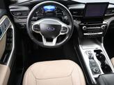 Thumbnail of 2023 Oxford White Ford Explorer