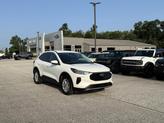 Thumbnail of 2023 STAR WHITE METALLIC TRI-COAT Ford Escape