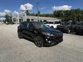 Thumbnail of 2022 AGATE BLACK METALLIC Ford Escape