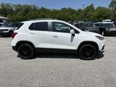 Thumbnail of 2022 Summit White Chevrolet Trax