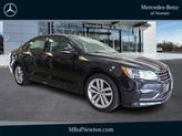 Photo of 2019 Deep Black Pearl Volkswagen Passat