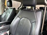 Thumbnail of 2018 Billet Silver Metallic Clearcoat Chrysler Pacifica