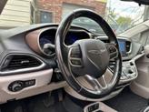 Thumbnail of 2018 Billet Silver Metallic Clearcoat Chrysler Pacifica