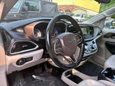 Thumbnail of 2017 Billet Silver Metallic Clearcoat Chrysler Pacifica