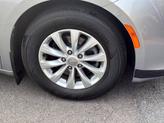 Thumbnail of 2017 Billet Silver Metallic Clearcoat Chrysler Pacifica
