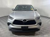 Thumbnail of 2021 Celestial Silver Metallic Toyota Highlander