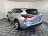 Thumbnail of 2021 Celestial Silver Metallic Toyota Highlander