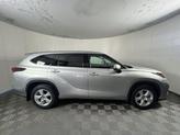 Thumbnail of 2021 Celestial Silver Metallic Toyota Highlander