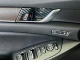 Thumbnail of 2020 Crystal Black Pearl Honda Accord