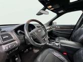 Thumbnail of 2019 Agate Black Metallic Ford Explorer