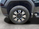 Thumbnail of 2022 Onyx Black GMC Sierra 2500