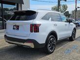 Thumbnail of 2024 Glacial White Pearl Kia Sorento