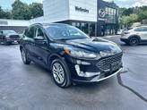 Photo of 2022 Agate Black Metallic Ford Escape