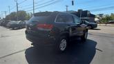 Thumbnail of 2019 Diamond Black Crystal Pearlcoat Jeep Grand Cherokee