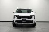 Thumbnail of 2025 Glacial White Pearl Kia Sorento