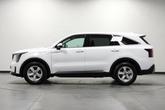 Thumbnail of 2025 Glacial White Pearl Kia Sorento