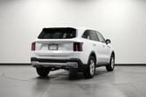 Thumbnail of 2025 Glacial White Pearl Kia Sorento