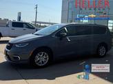 Photo of 2025 Ceramic Gray Clearcoat Chrysler Pacifica