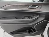 Thumbnail of 2021 White Jeep Grand Cherokee L
