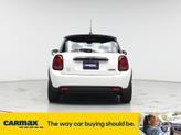 Thumbnail of 2023 White MINI SE Hardtop