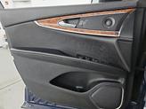 Thumbnail of 2020 Blue Lincoln Nautilus