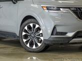 Thumbnail of 2024 Ceramic Silver Kia Carnival