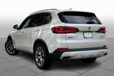 Thumbnail of 2022 Mineral White Metallic BMW X5