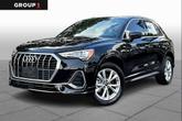 Photo of 2022 Mythos Black Metallic Audi Q3