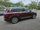 Thumbnail of 2022 Maroon Kia Telluride