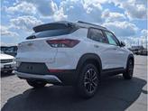 Thumbnail of 2026 Summit White Chevrolet Trailblazer