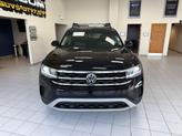 Thumbnail of 2022 Deep Black Pearl Volkswagen Atlas