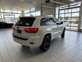 Thumbnail of 2018 Bright White Clearcoat Jeep Grand Cherokee