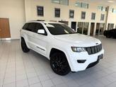 Thumbnail of 2018 Bright White Clearcoat Jeep Grand Cherokee